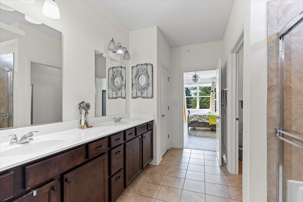 6359 Doral Drive, Gurnee, IL 60031