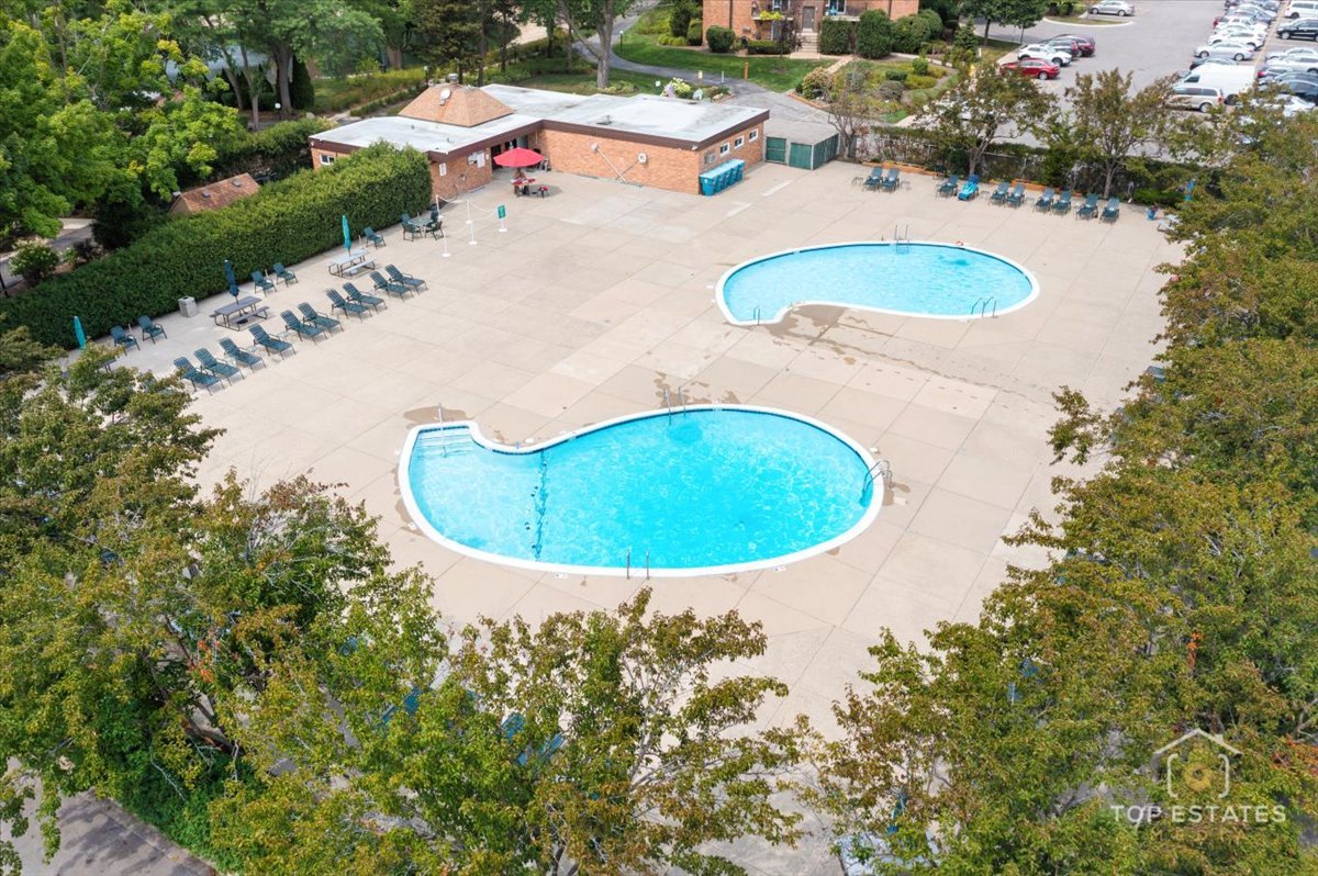 Arlington Heights, IL 60005