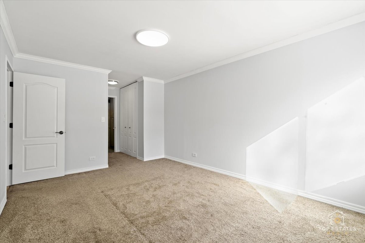 Arlington Heights, IL 60005