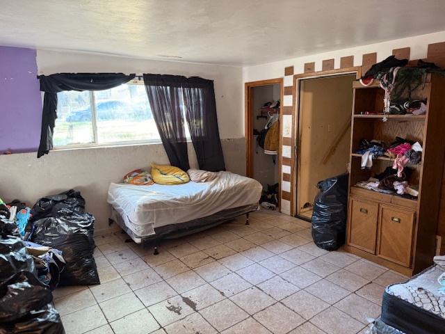 14038 S Saginaw Avenue, Burnham, IL 60633