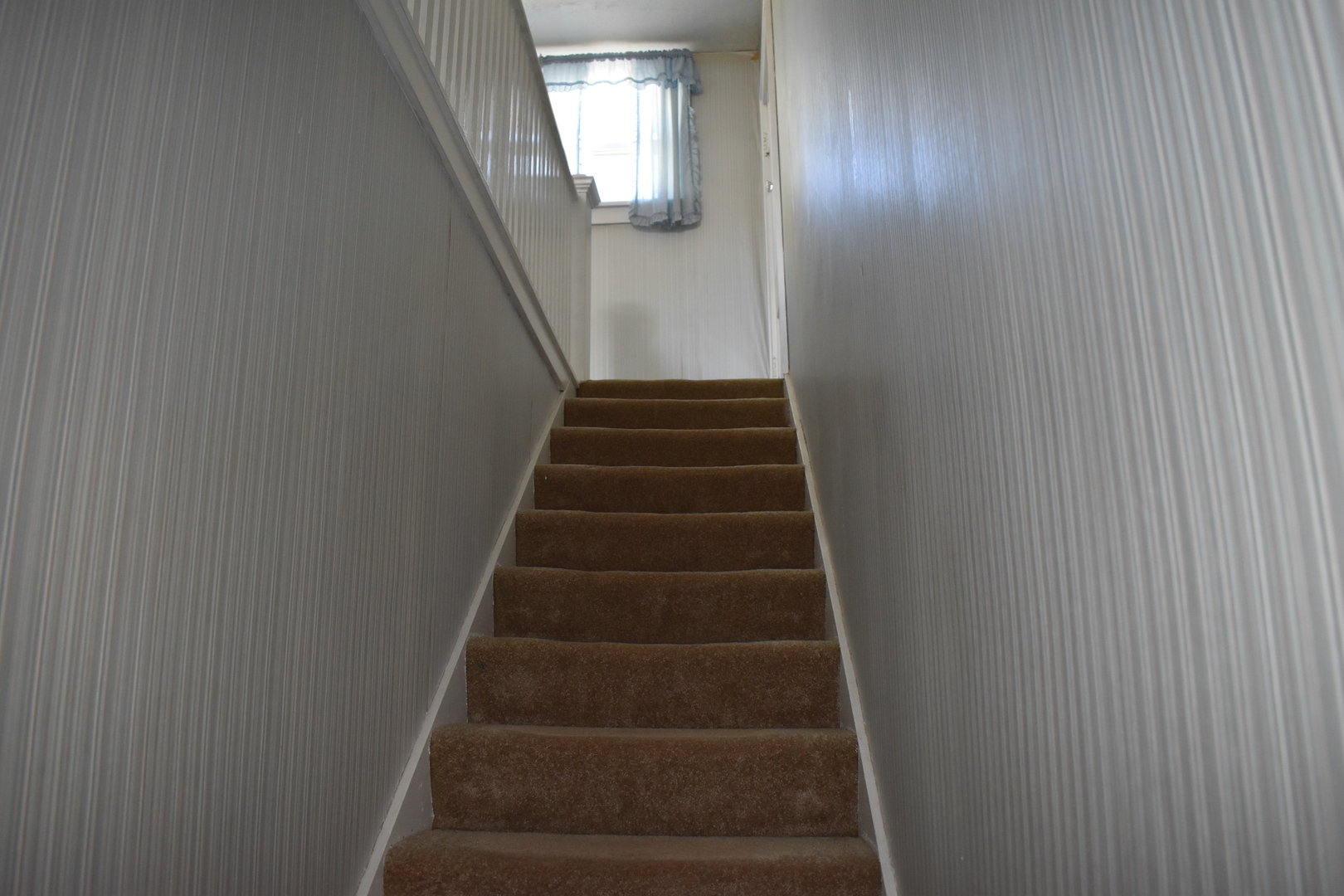 9898 E 1200 North Road, Chenoa, IL 61726