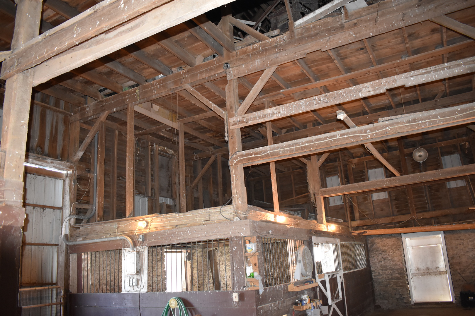 9898 E 1200 North Road, Chenoa, IL 61726