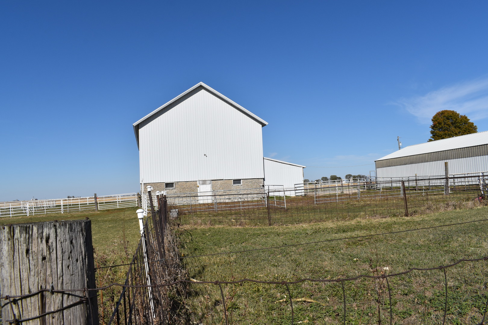 9898 E 1200 North Road, Chenoa, IL 61726