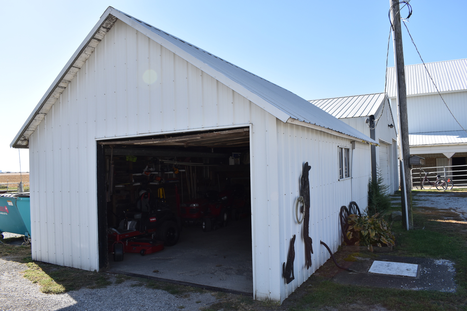 9898 E 1200 North Road, Chenoa, IL 61726