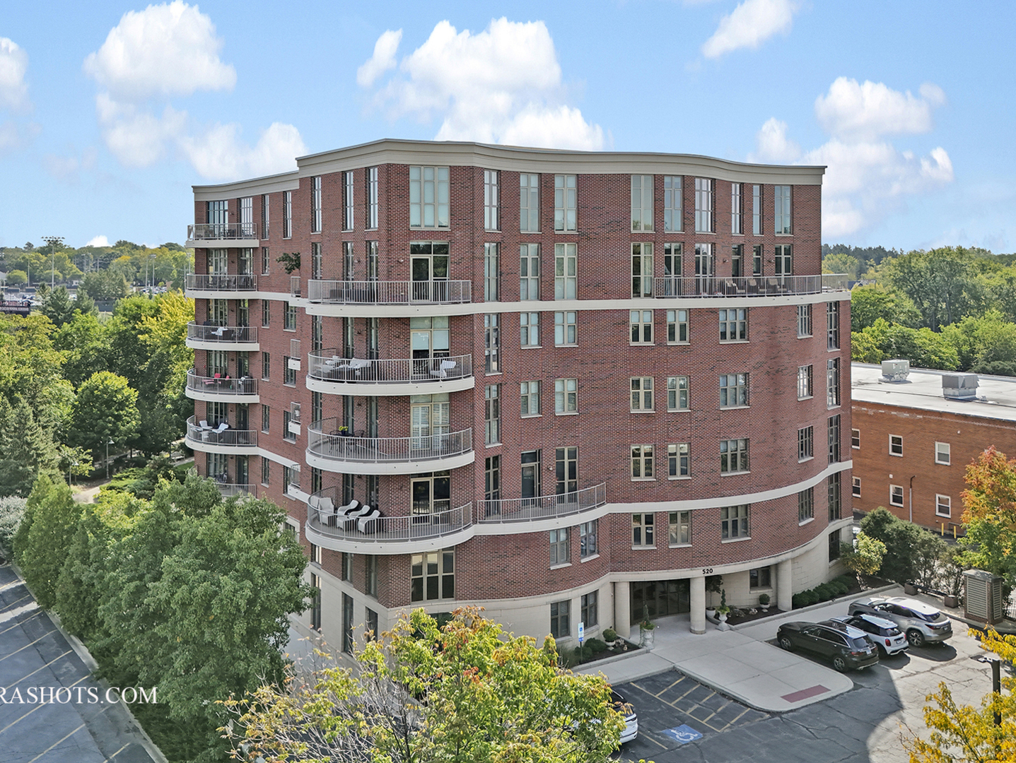 520 S Washington Street #201, Naperville, IL 60540