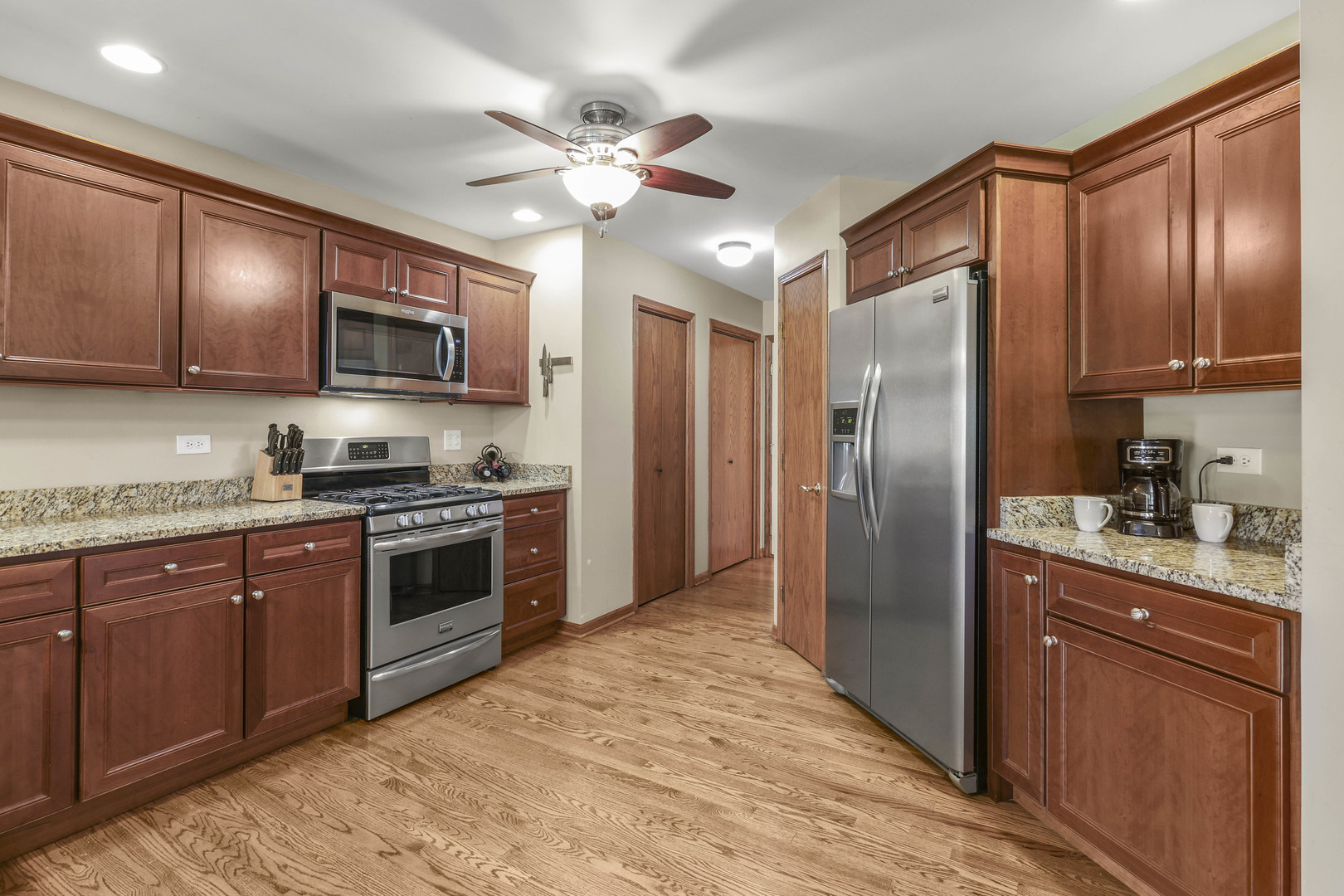 173 Harper Lane, Lemont, IL 60439