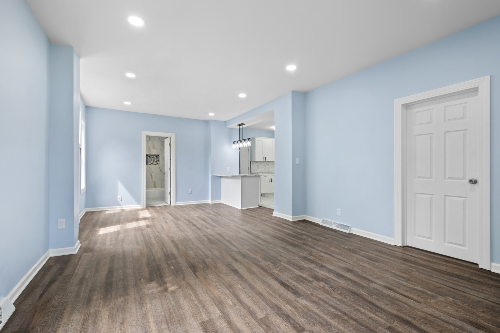 1722 Charles Street, Rockford, IL 61104