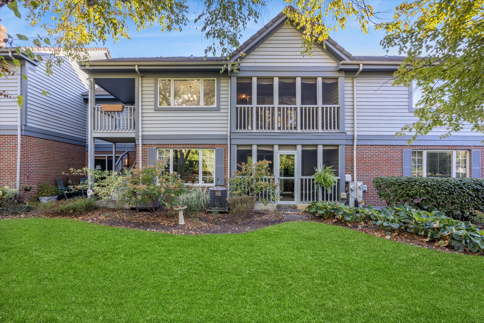 179 FOXBOROUGH Place, Burr Ridge, IL 60527