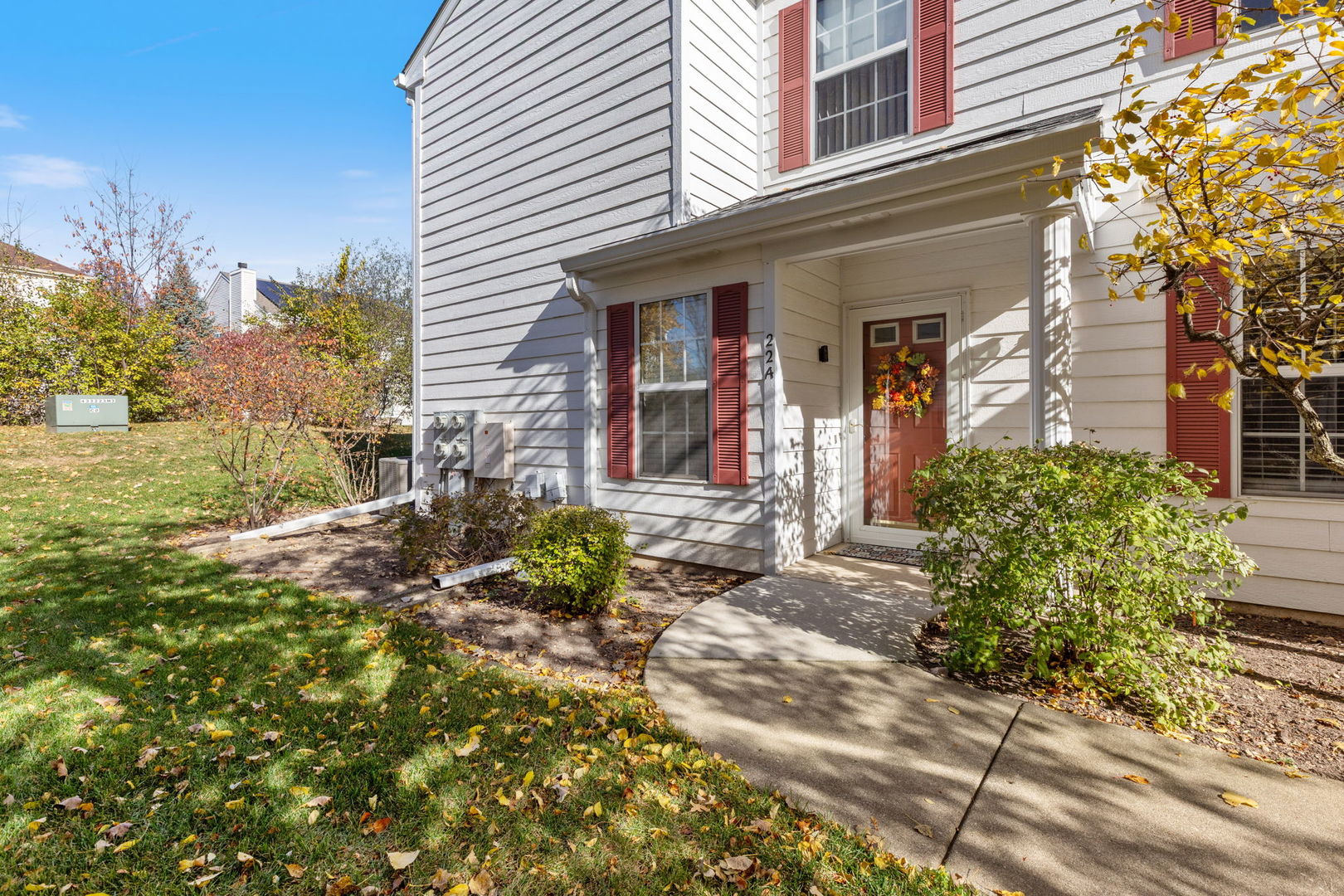 22 TYLER Court #A, Streamwood, IL 60107