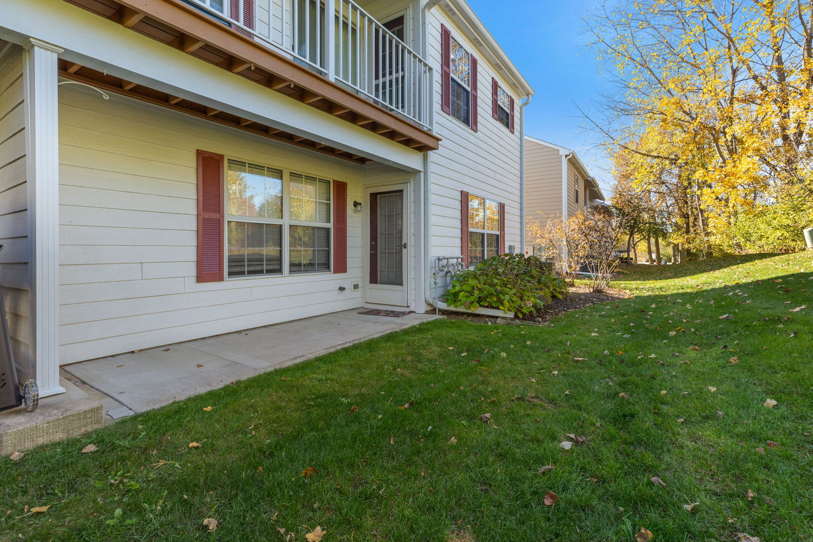 22 TYLER Court #A, Streamwood, IL 60107