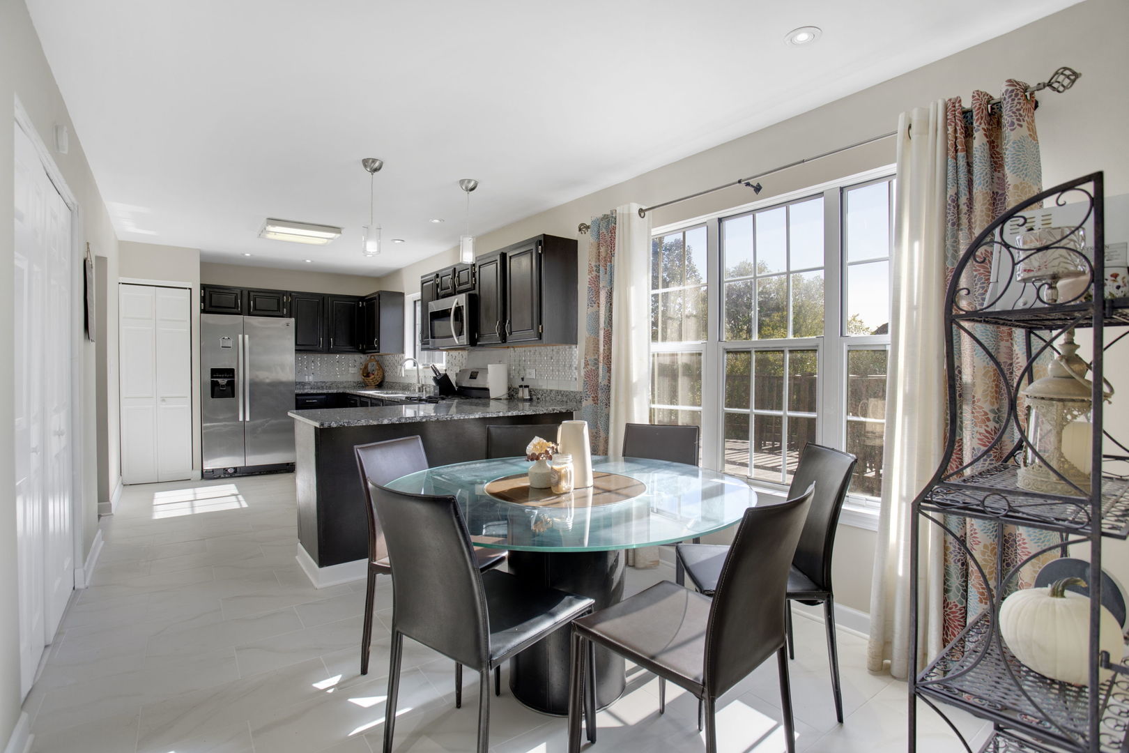 754 Huntington Drive, Carol Stream, IL 60188