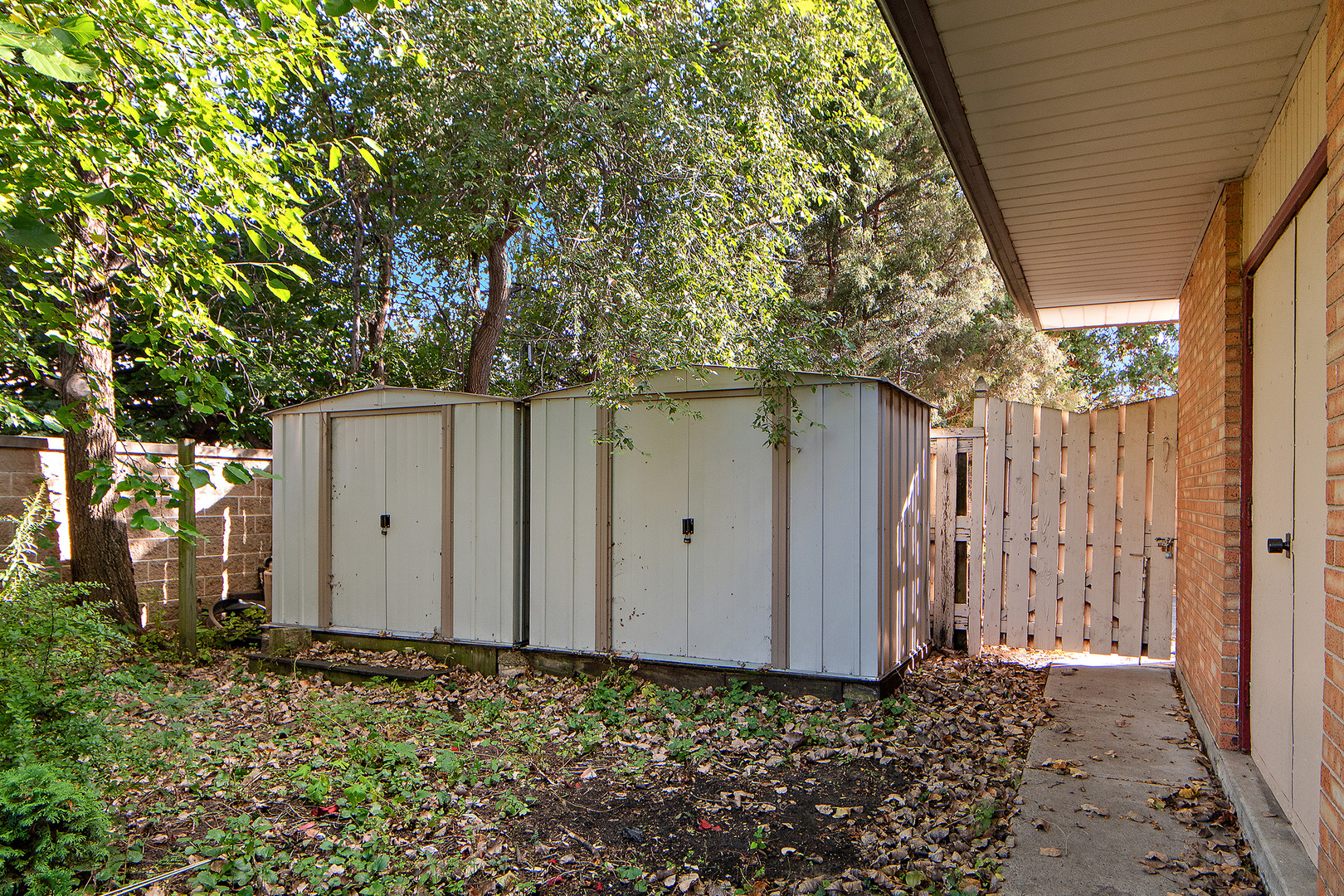 9317 S Kolmar Avenue, Oak Lawn, IL 60453