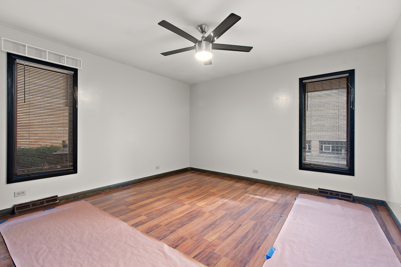 9317 S Kolmar Avenue, Oak Lawn, IL 60453