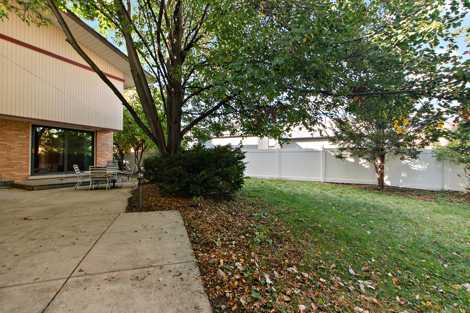 9317 S Kolmar Avenue, Oak Lawn, IL 60453