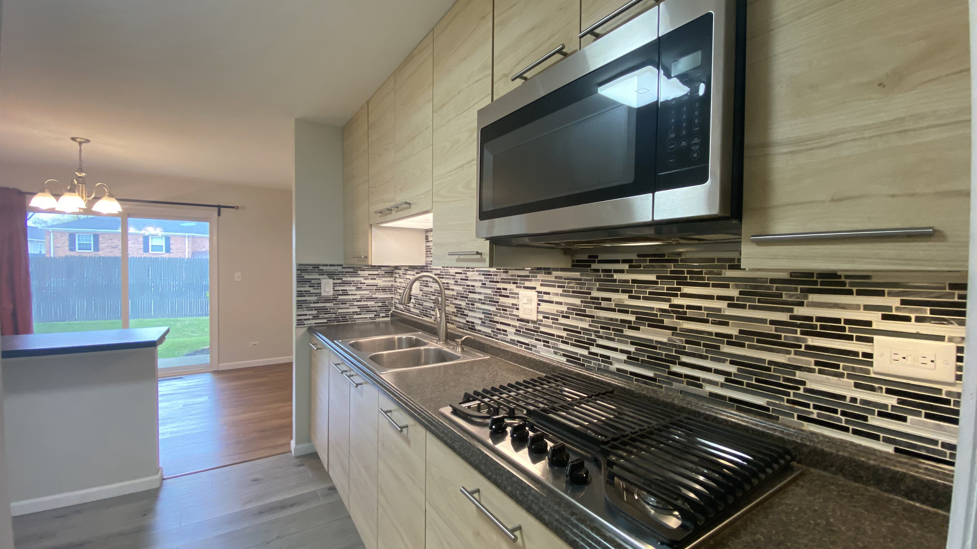 4825 Kimball Hill Drive #B1, Rolling Meadows, IL 60008