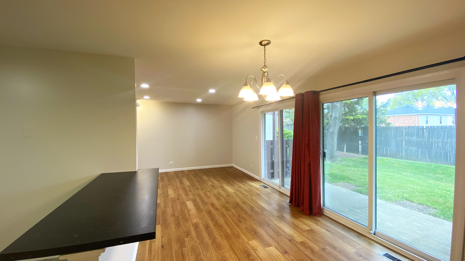 4825 Kimball Hill Drive #B1, Rolling Meadows, IL 60008