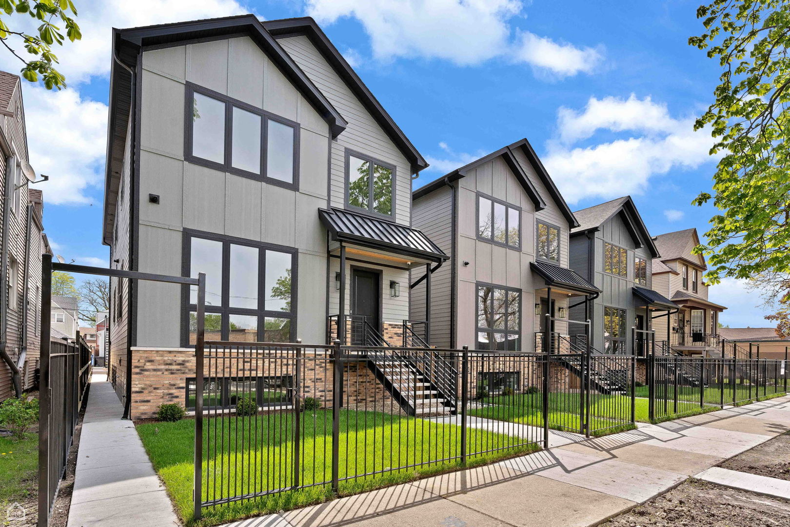 3907 N Drake Avenue, Chicago, IL 60618