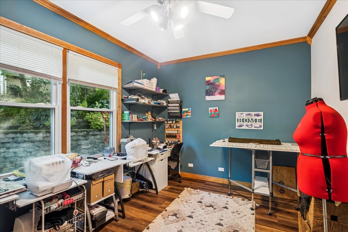 37 Hillcrest Avenue, Fox Lake, IL 60020