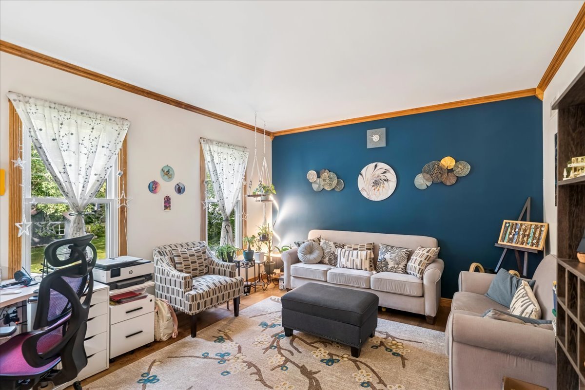 37 Hillcrest Avenue, Fox Lake, IL 60020