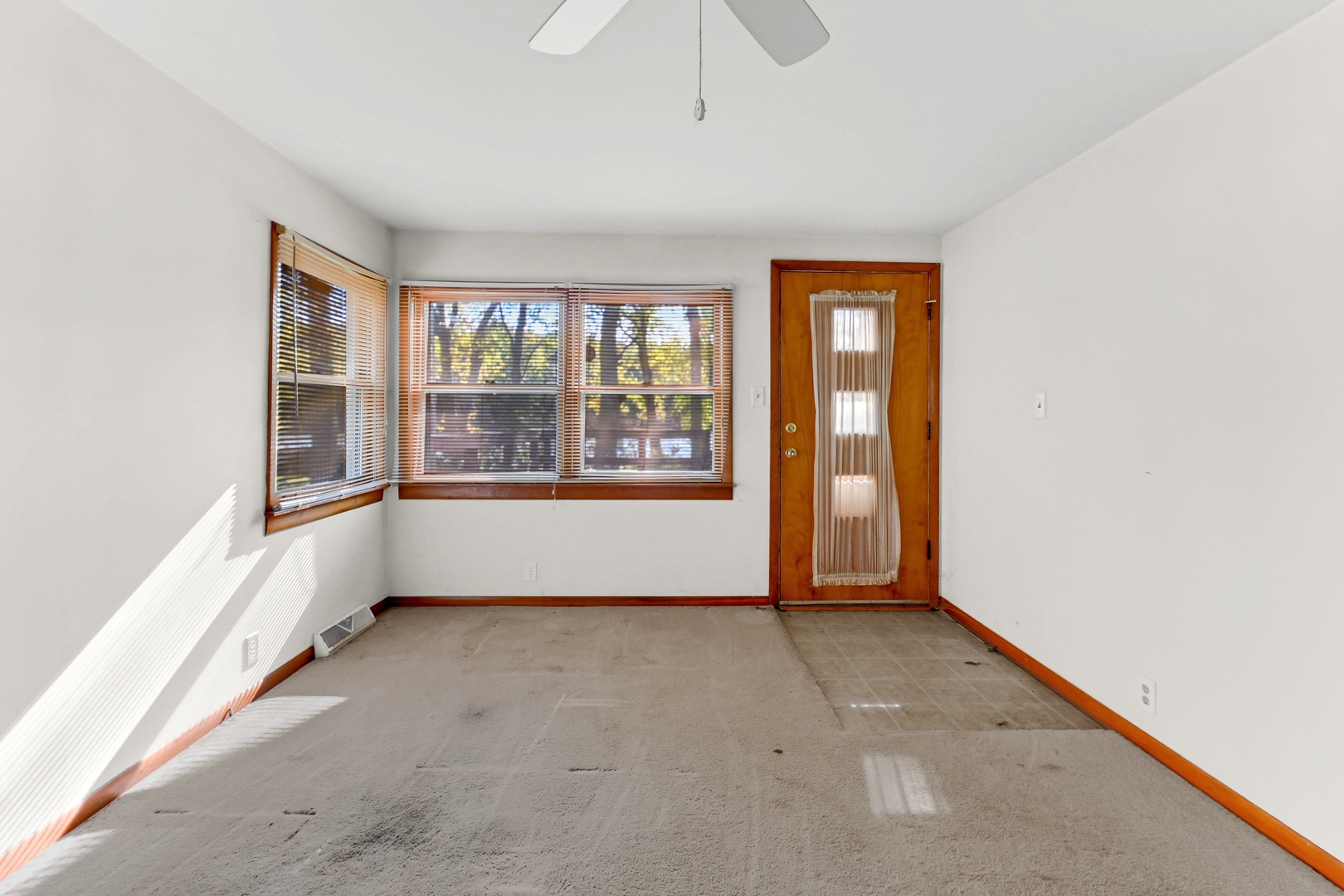 12718 E METCALF Avenue, Momence, IL 60954