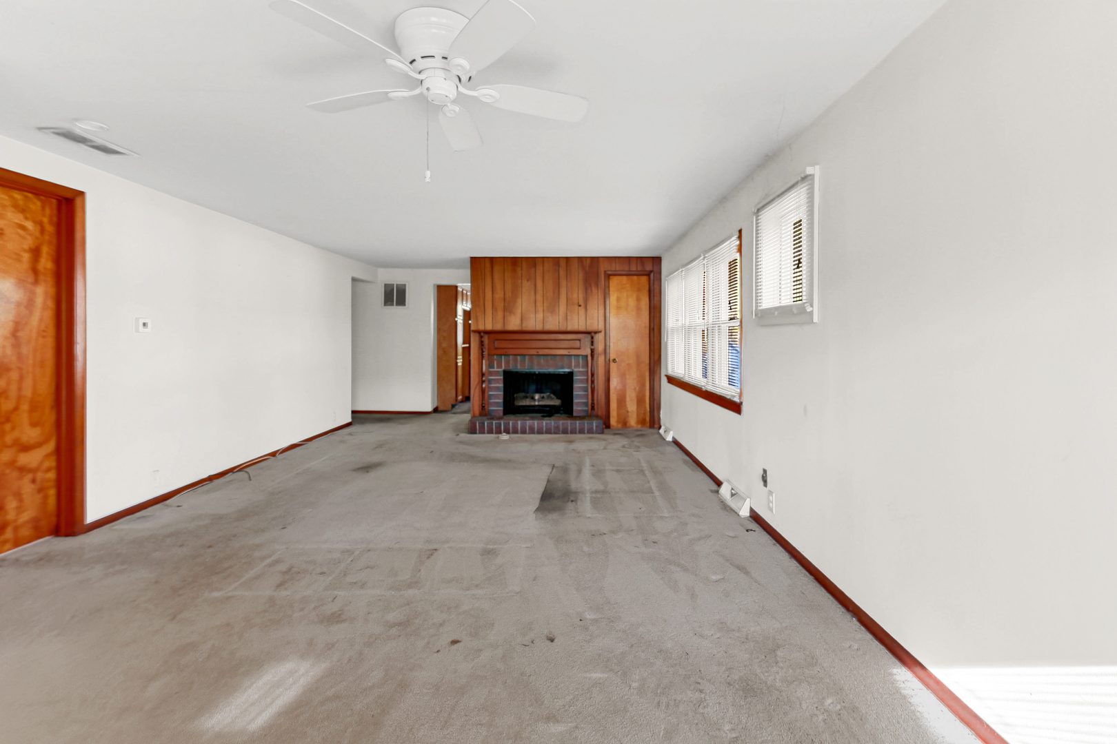 12718 E METCALF Avenue, Momence, IL 60954