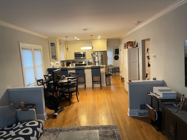 634 S Spring Road, Elmhurst, IL 60126