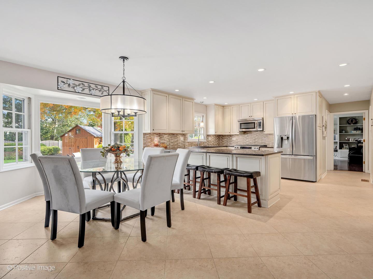 1993 Greensboro Drive, Wheaton, IL 60189