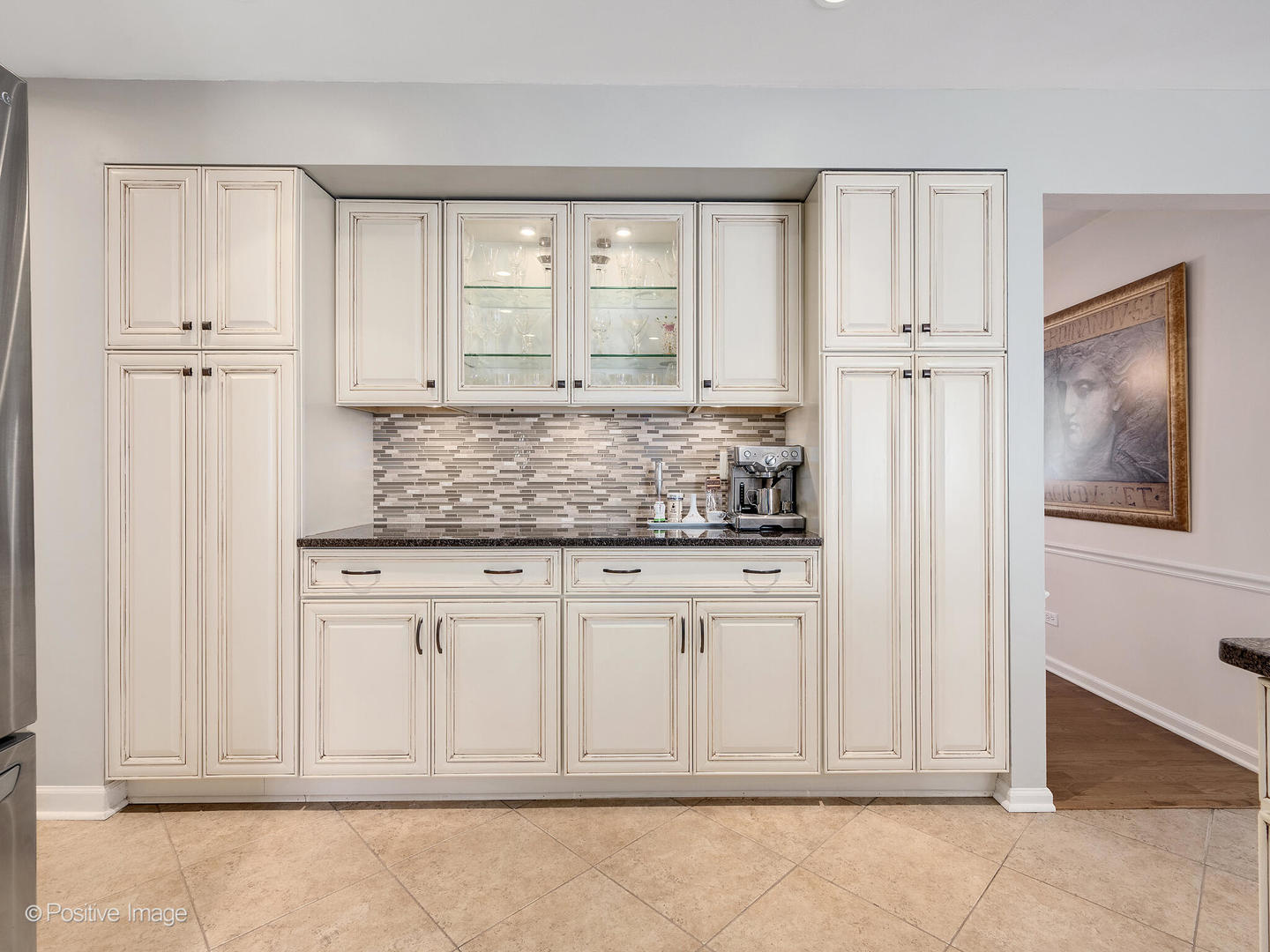 1993 Greensboro Drive, Wheaton, IL 60189