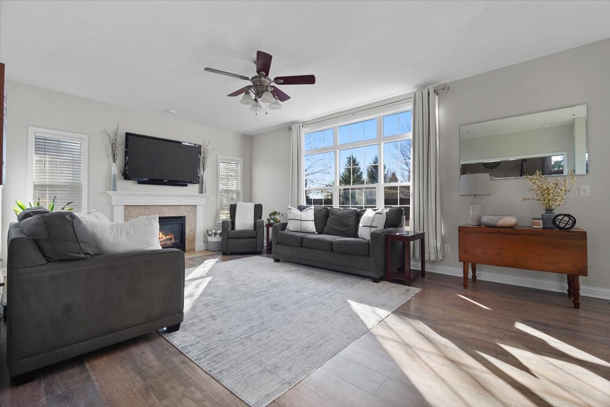 10484 Lyonheart Lane, Bloomington, IL 61705