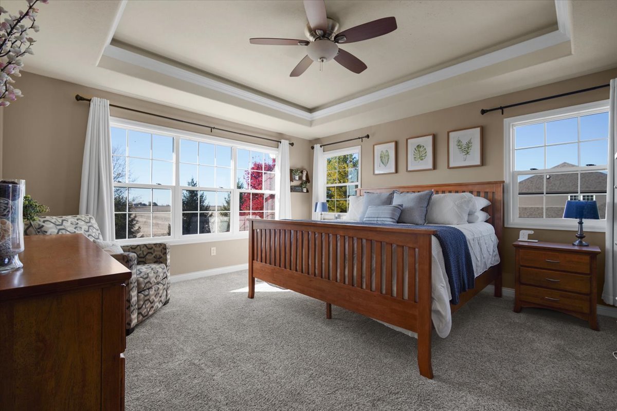 10484 Lyonheart Lane, Bloomington, IL 61705