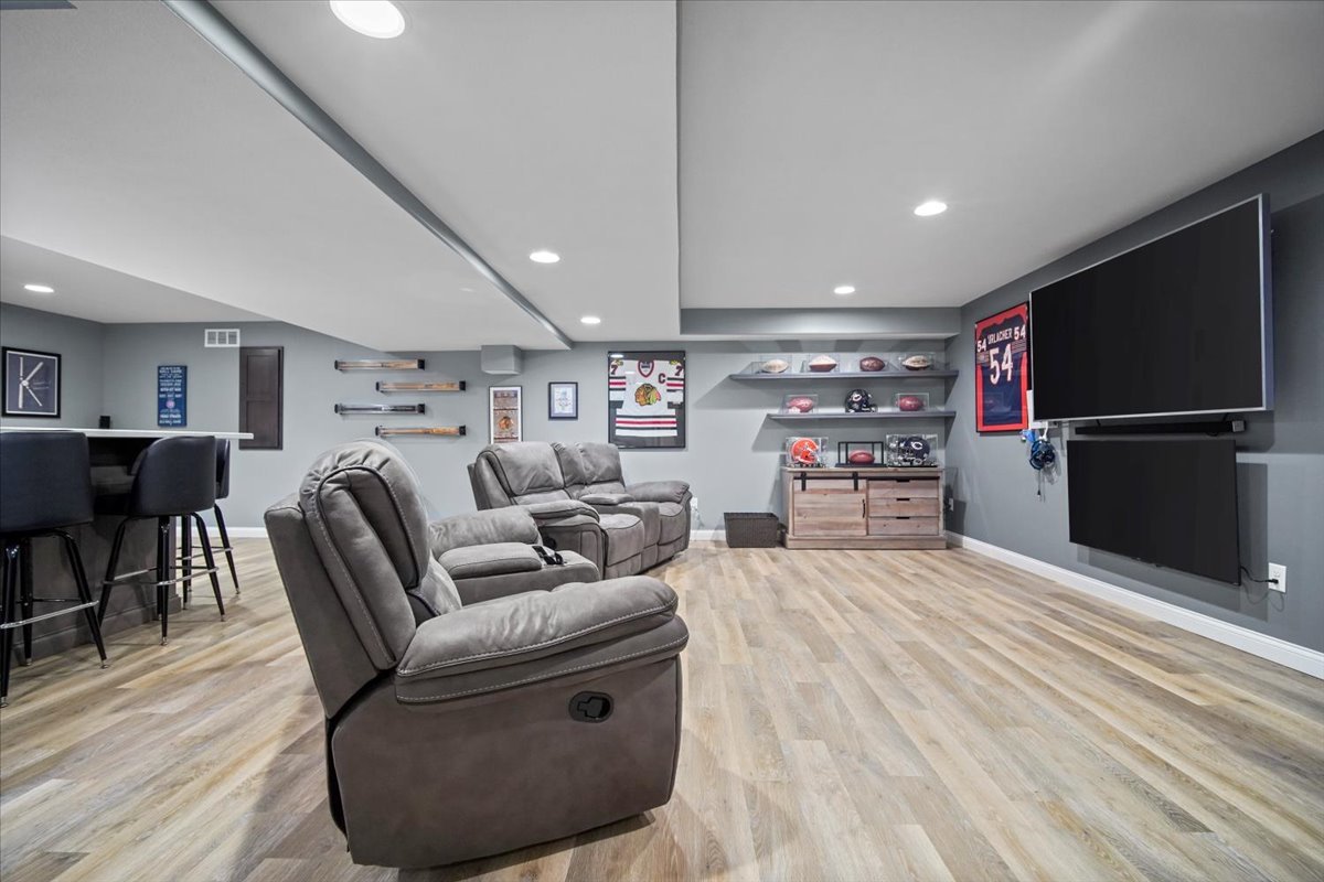 10484 Lyonheart Lane, Bloomington, IL 61705