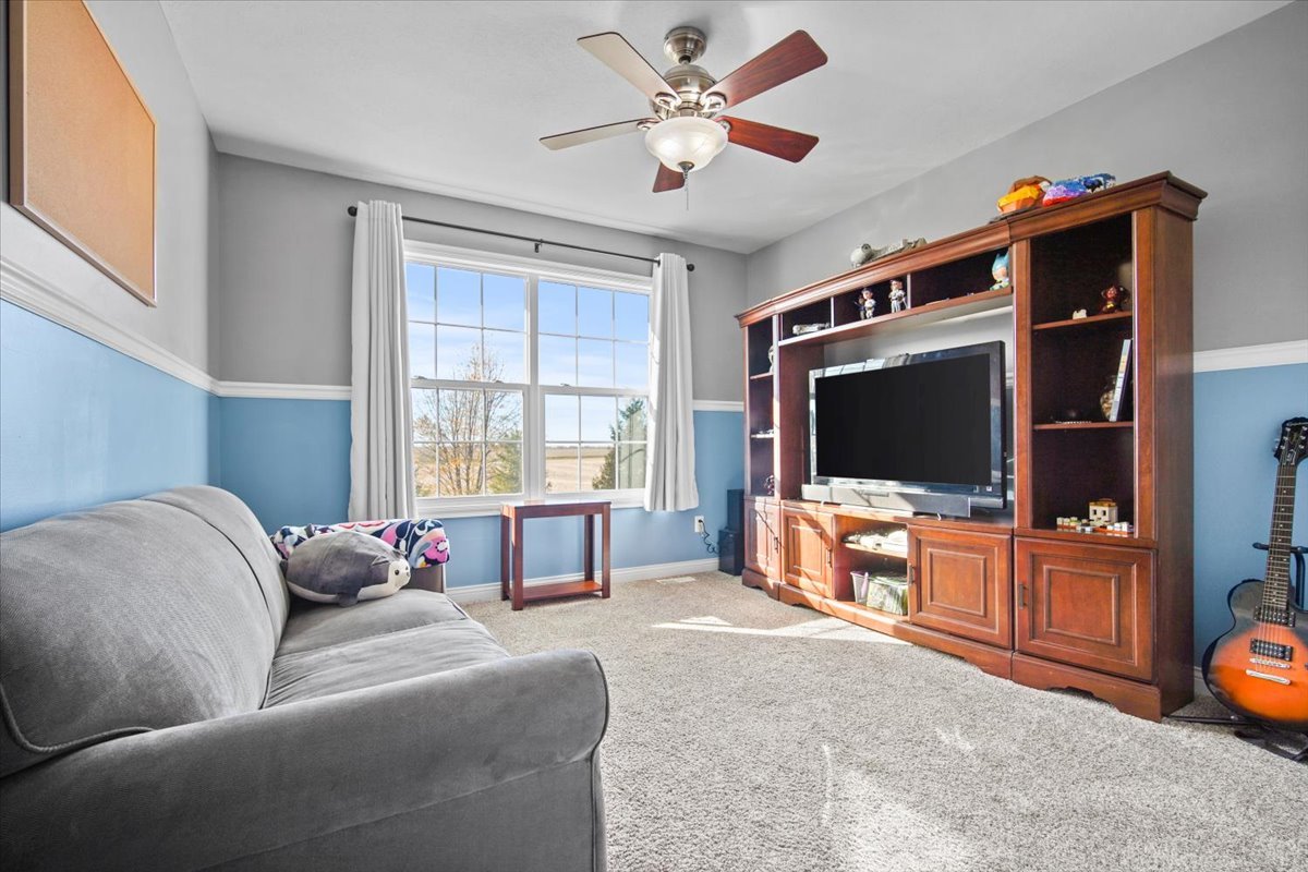 10484 Lyonheart Lane, Bloomington, IL 61705