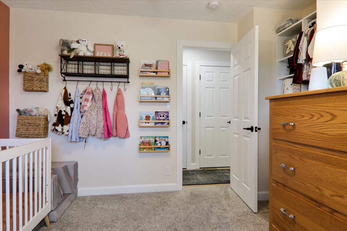 438 Standish Drive, Bloomington, IL 61704