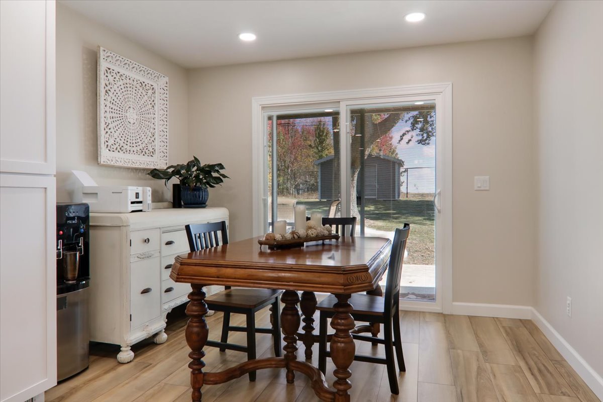 438 Standish Drive, Bloomington, IL 61704