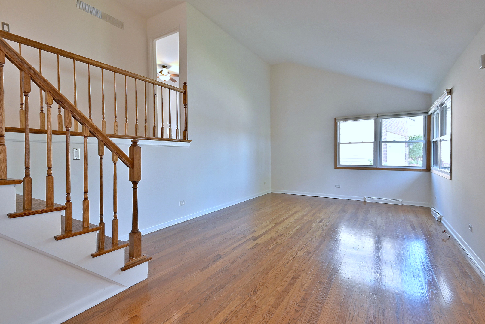 396 E Park Avenue, Elmhurst, IL 60126