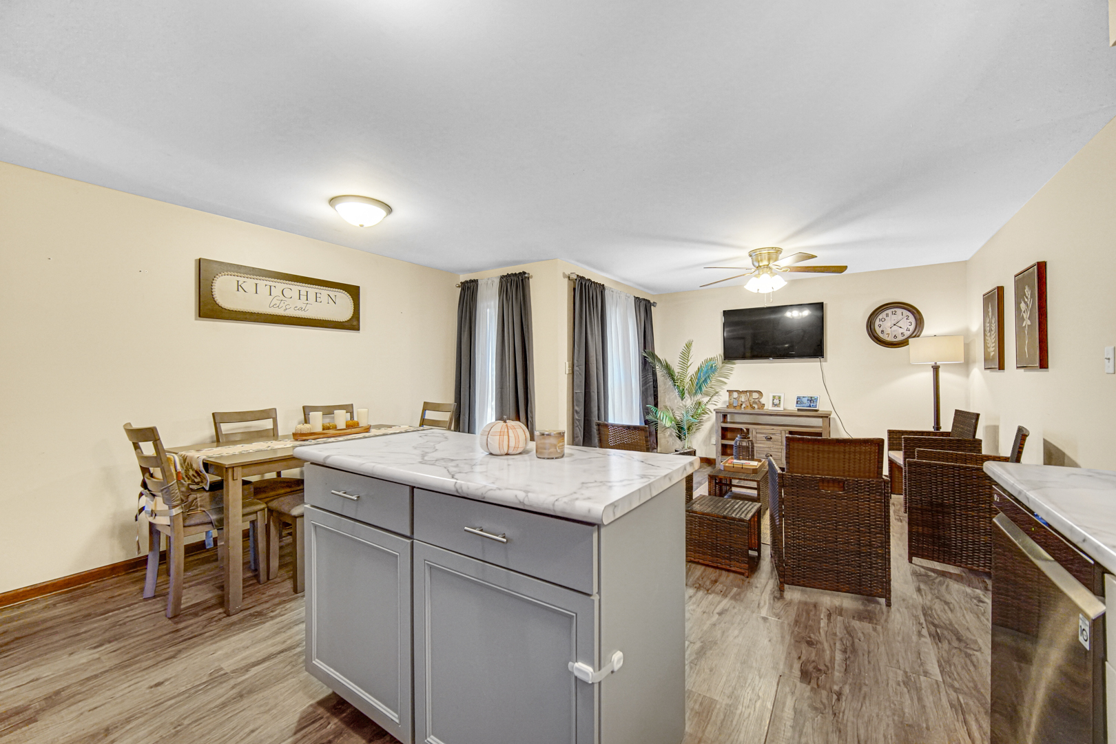 1069 FLAMINGO Lane, Bradley, IL 60915