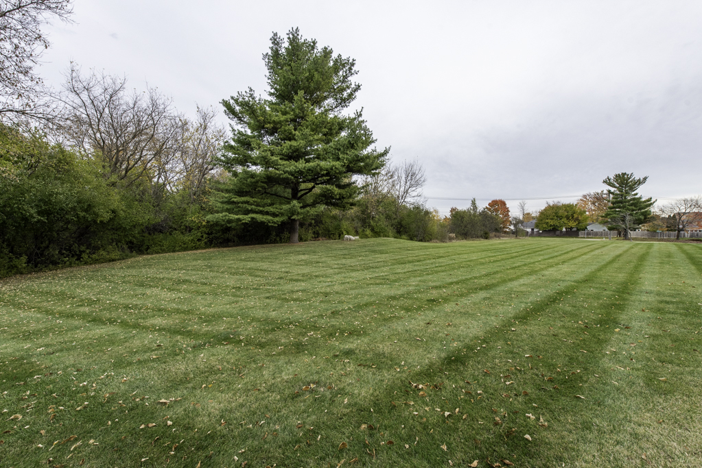 2009 Countryside Lane, Round Lake Beach, IL 60073