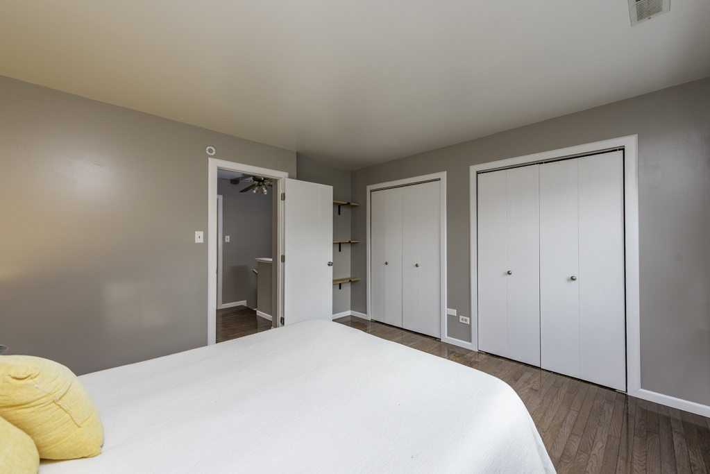 2009 Countryside Lane, Round Lake Beach, IL 60073