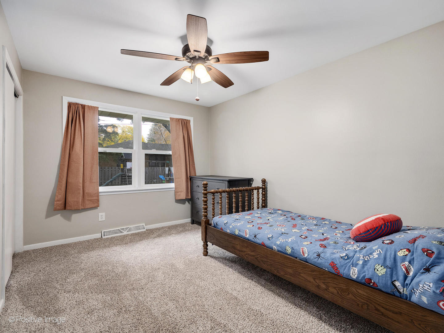 2 Sunset Lane, Algonquin, IL 60102