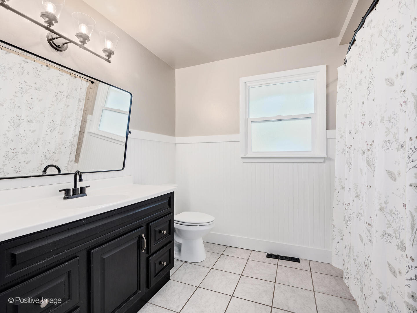 2 Sunset Lane, Algonquin, IL 60102