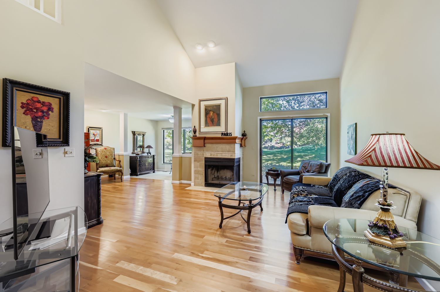 668 Shoreline Road, Lake Barrington, IL 60010