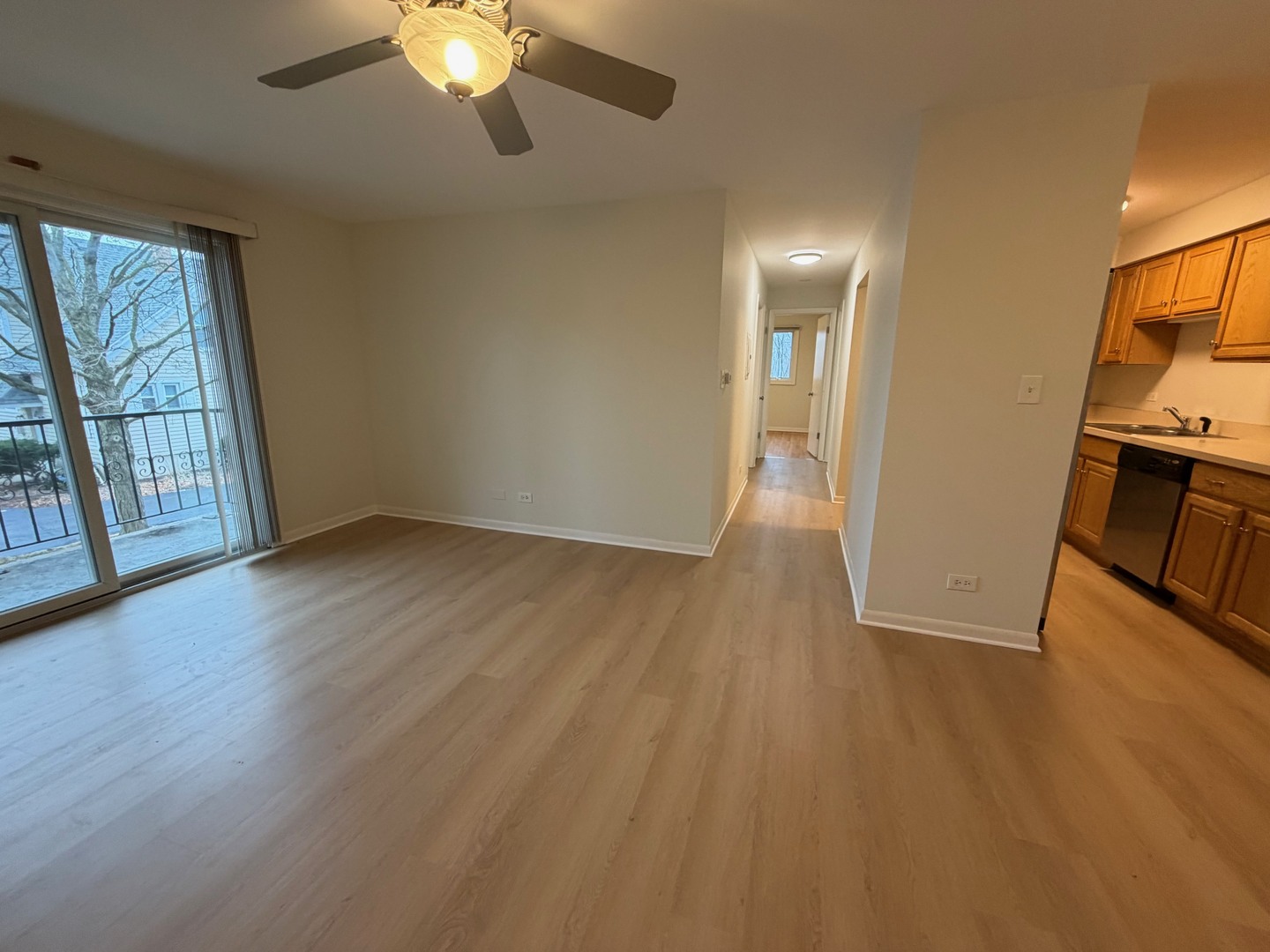 84 W BELVIDERE Road #203, Grayslake, IL 60030