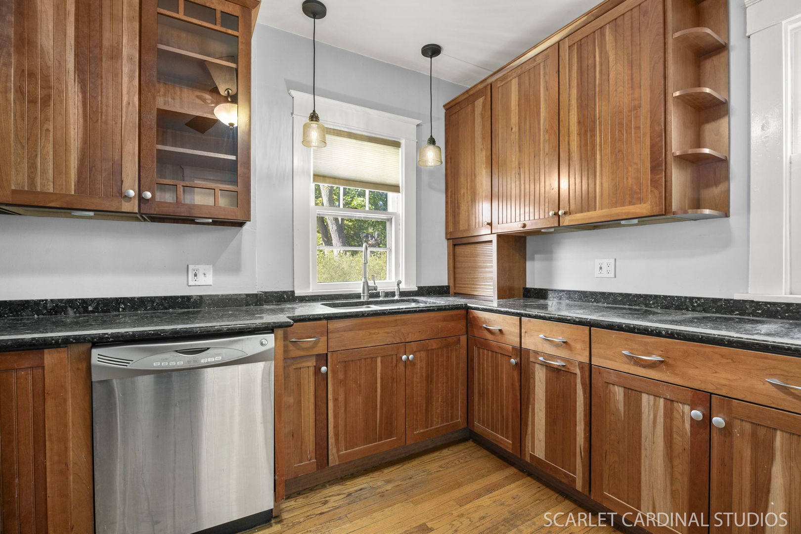 84 S Caroline Street, Crystal Lake, IL 60014