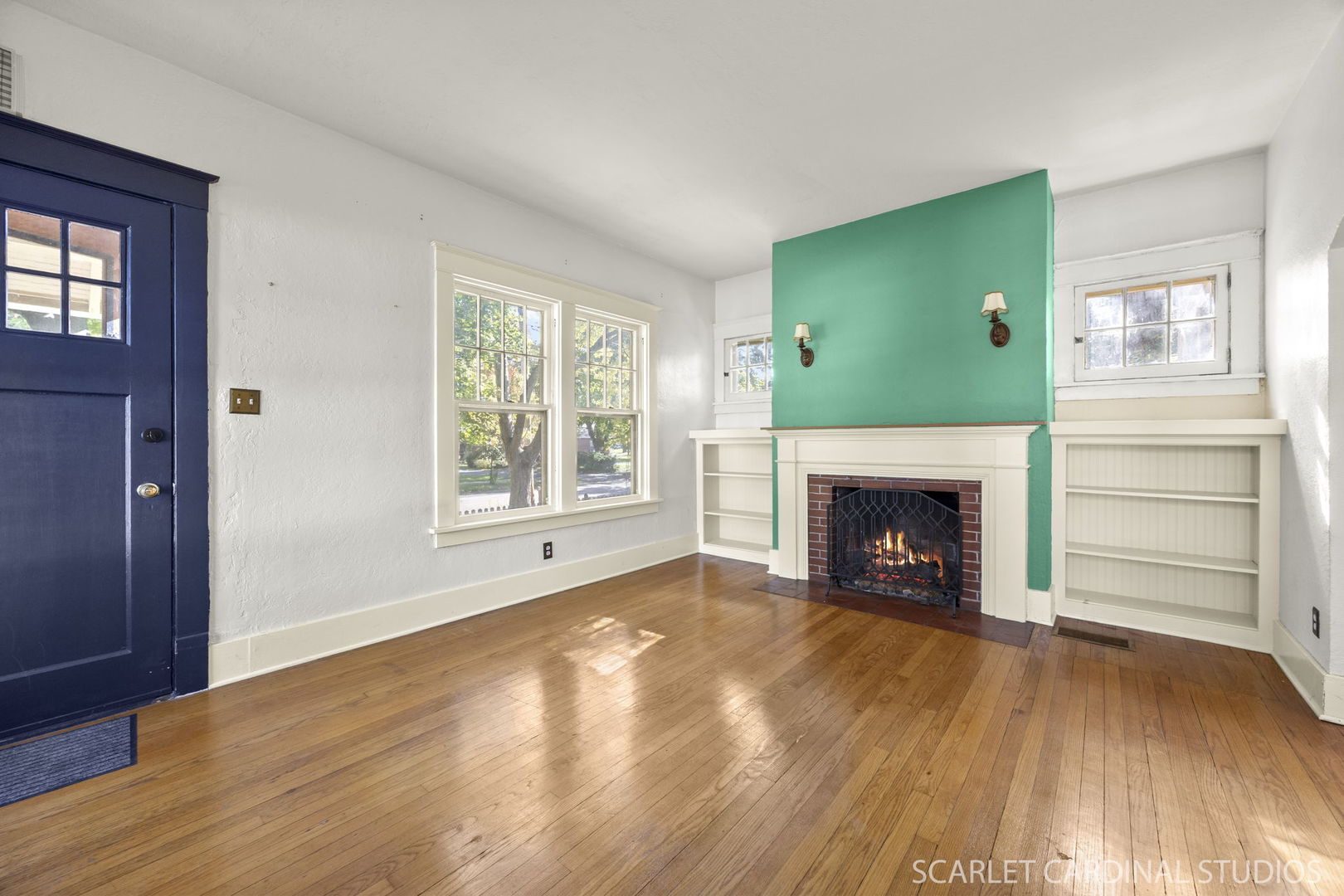 84 S Caroline Street, Crystal Lake, IL 60014