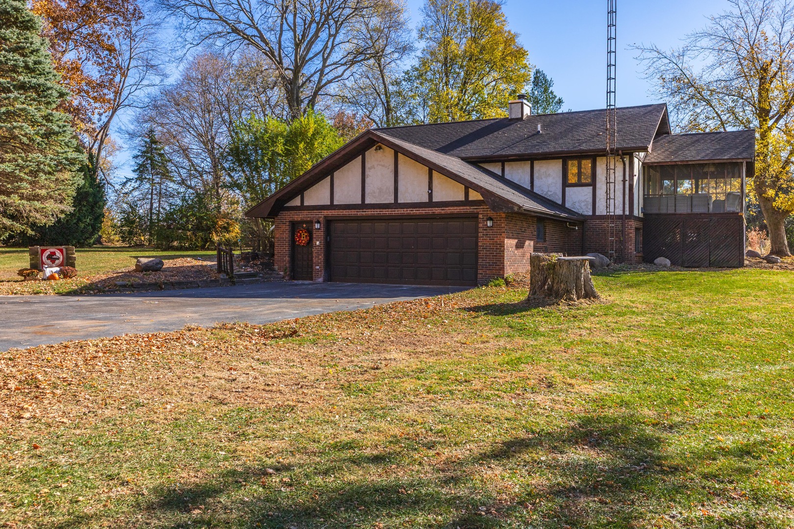 3312 N 1475 East Road, Heyworth, IL 61745