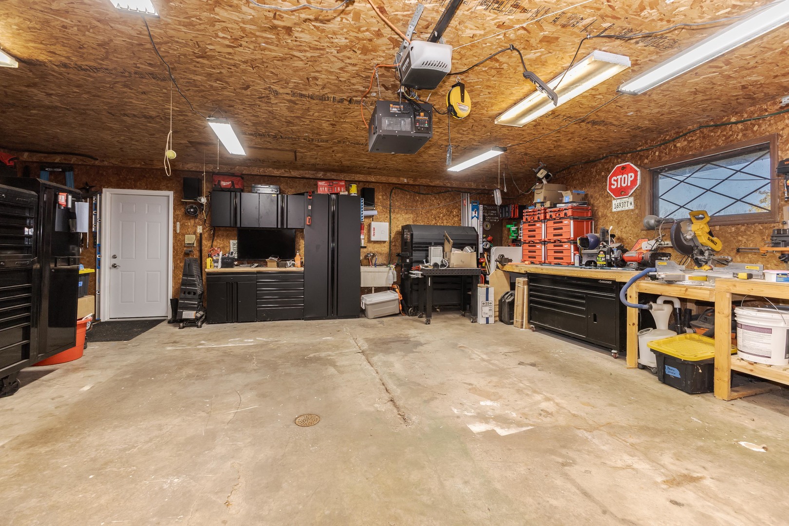 3312 N 1475 East Road, Heyworth, IL 61745