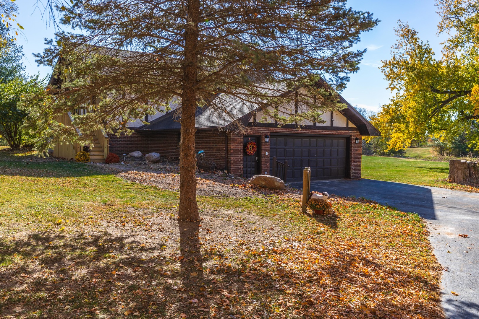 3312 N 1475 East Road, Heyworth, IL 61745