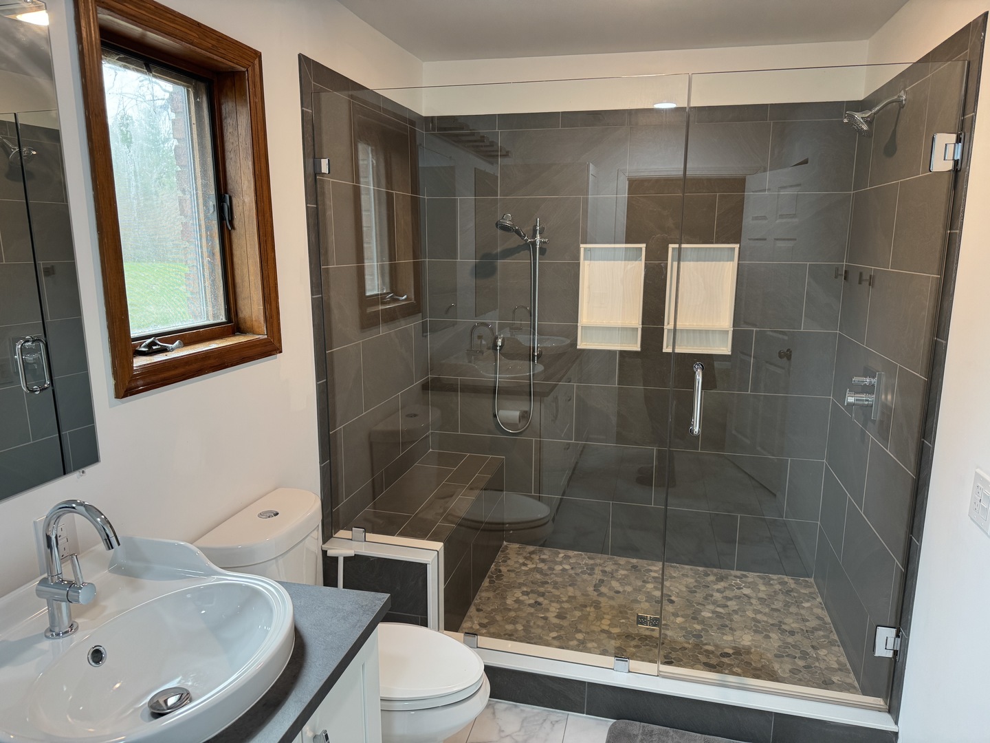 3312 N 1475 East Road, Heyworth, IL 61745