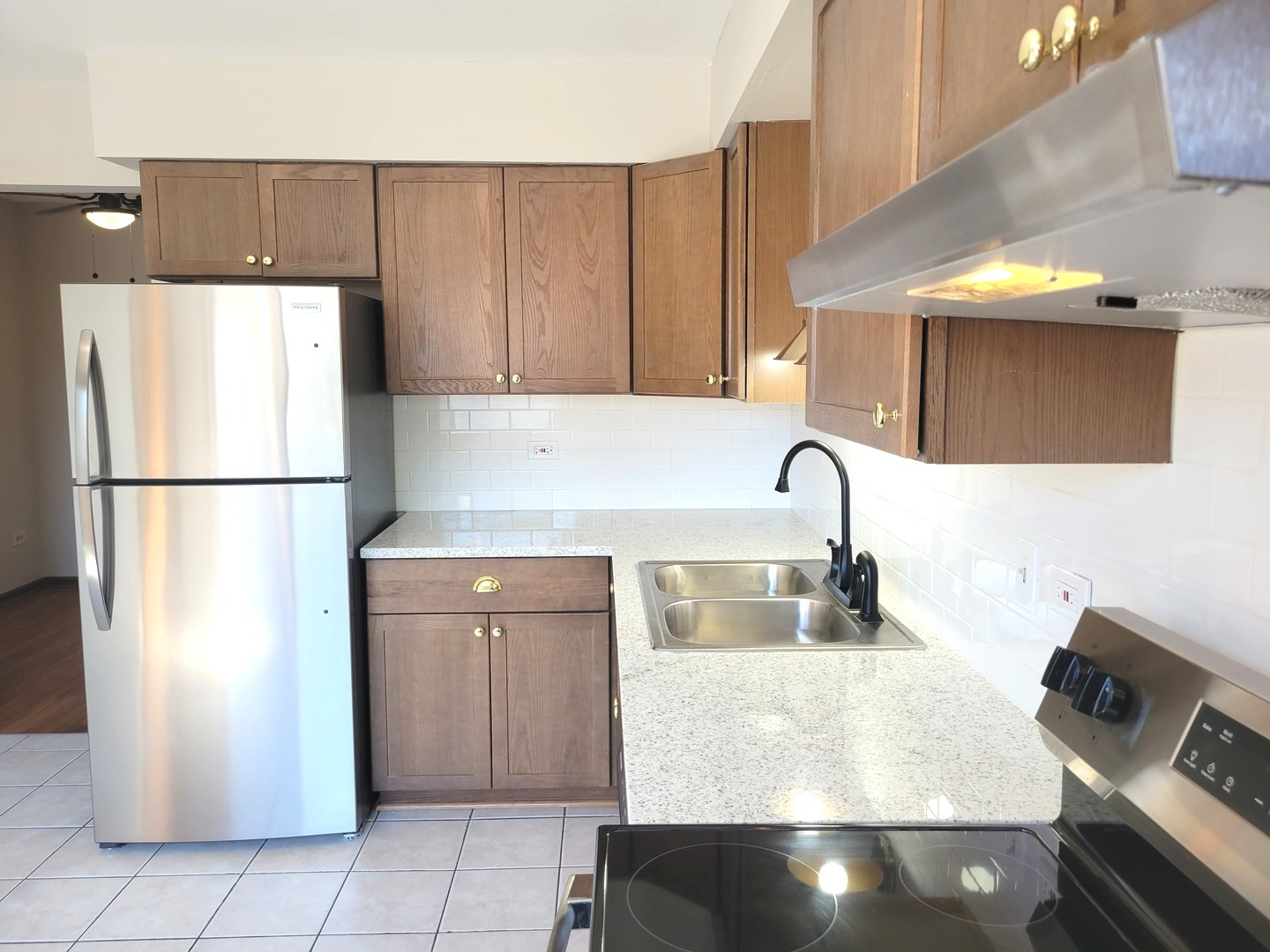 1257 Harding Avenue #A2, Des Plaines, IL 60016