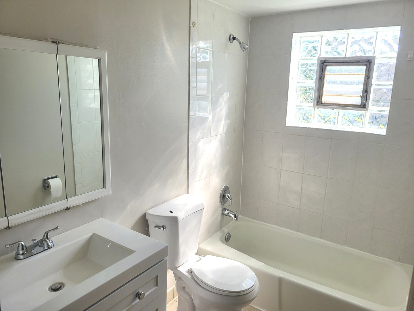 1257 Harding Avenue #A2, Des Plaines, IL 60016